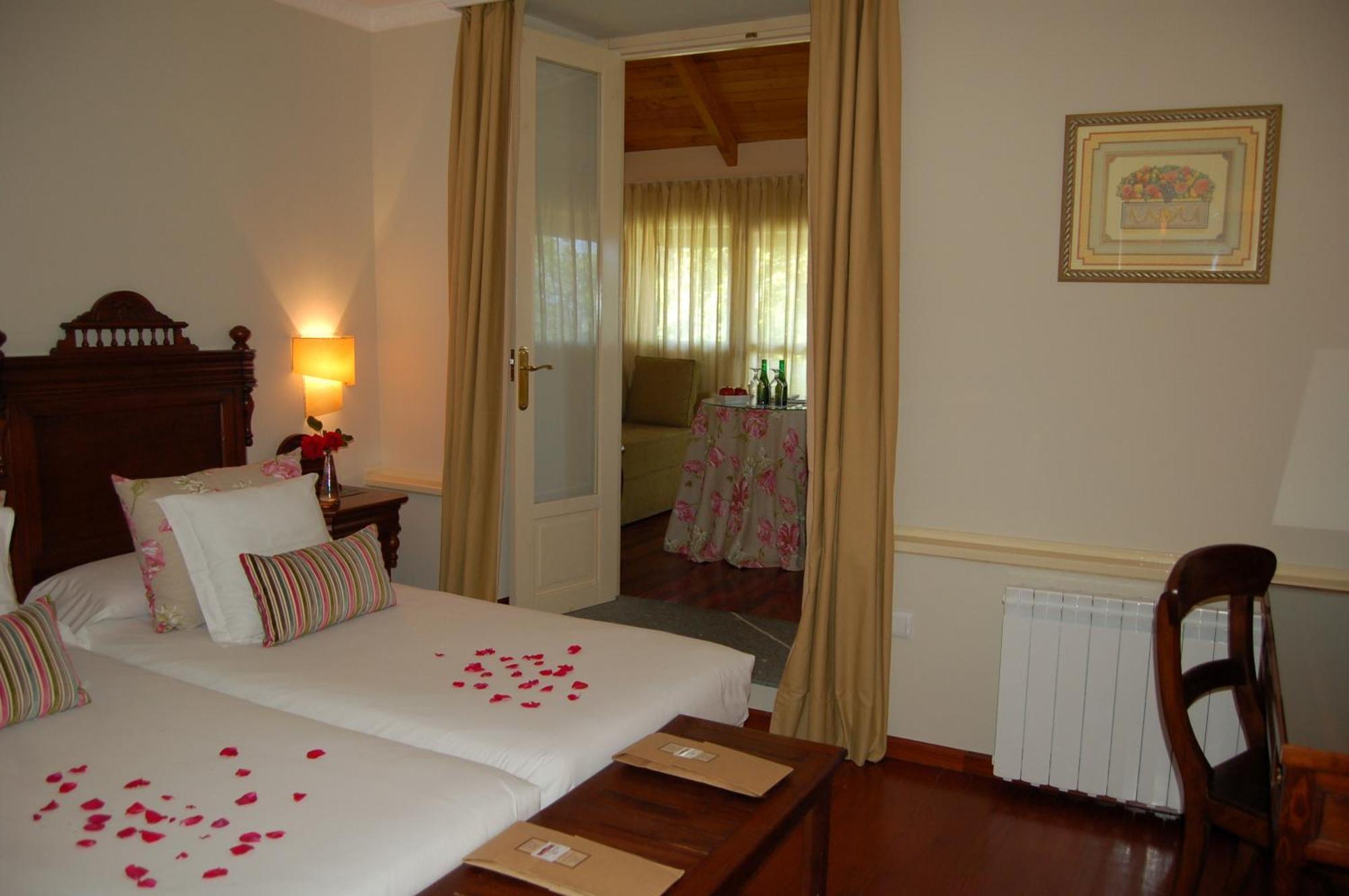 Casona De La Paca Hotel Cudillero Ngoại thất bức ảnh